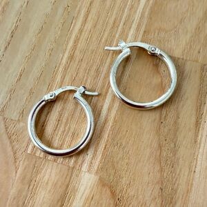 JCM 925 Sterling silver shine hoop earrings 18mm
